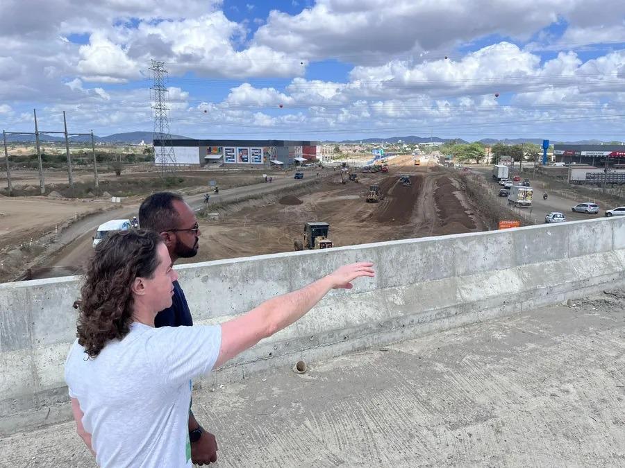 Veneziano confirma que primeiro viaduto da duplicação da BR-230 em Campina Grande será liberado para tráfego nesta sexta