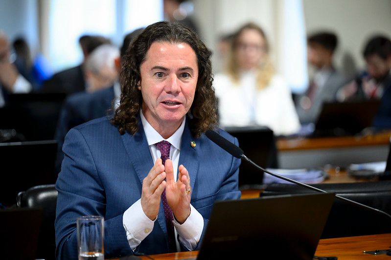 Veneziano ressalta alcance e benefícios da isenção do Imposto de Renda aprovada pelo Senado: “significa justiça tributária”