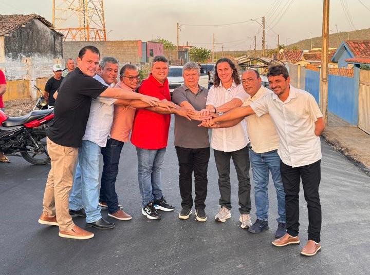 Prefeito Tarcísio agradece obras e recursos destinados por Veneziano a Gurinhém: “o senador que mais fez em toda a nossa história”