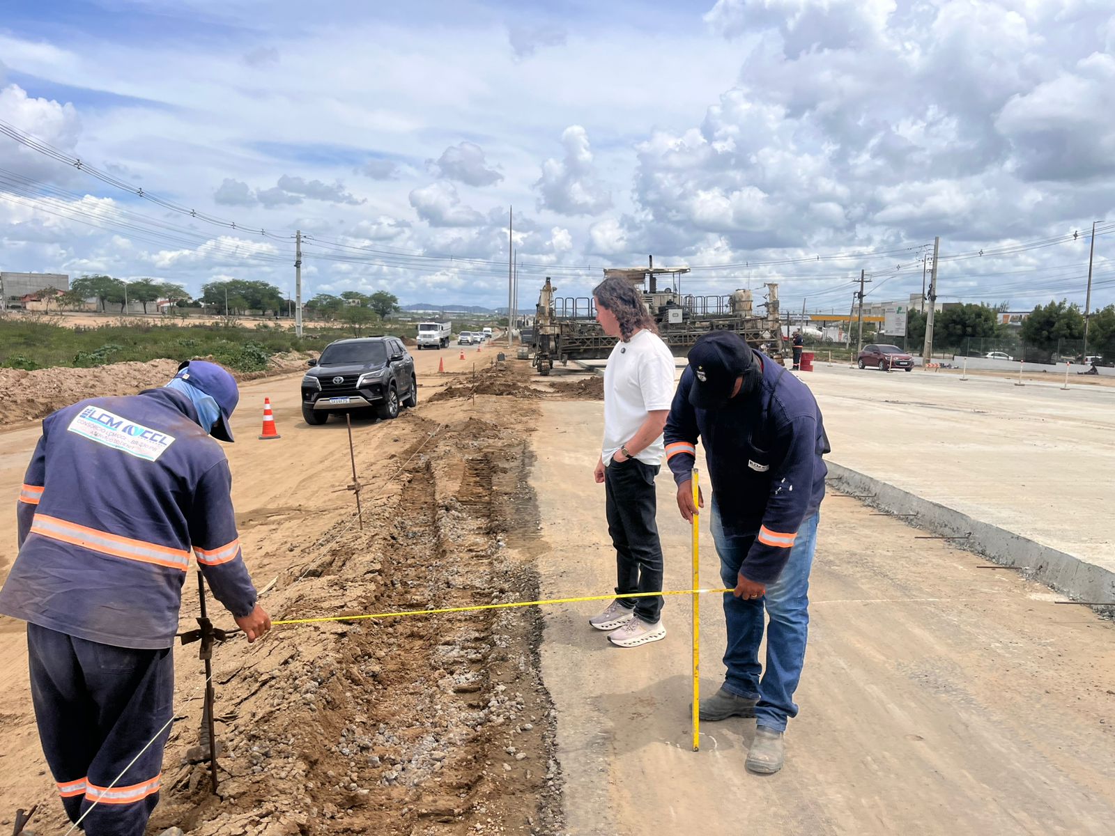 Na quarta-feira de cinzas, Veneziano inspeciona duplicação da R 230 em Campina Grande e garante recursos para cumprir cronograma da obra