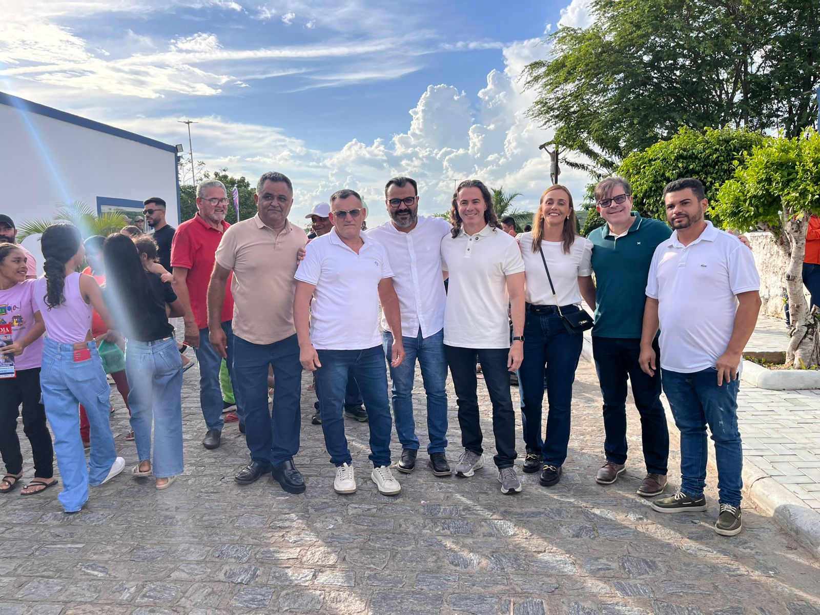 Durante Missa, Reitor do Santuário Padre Ibiapina agradece a Veneziano recursos já destinados para a reestruturação do local