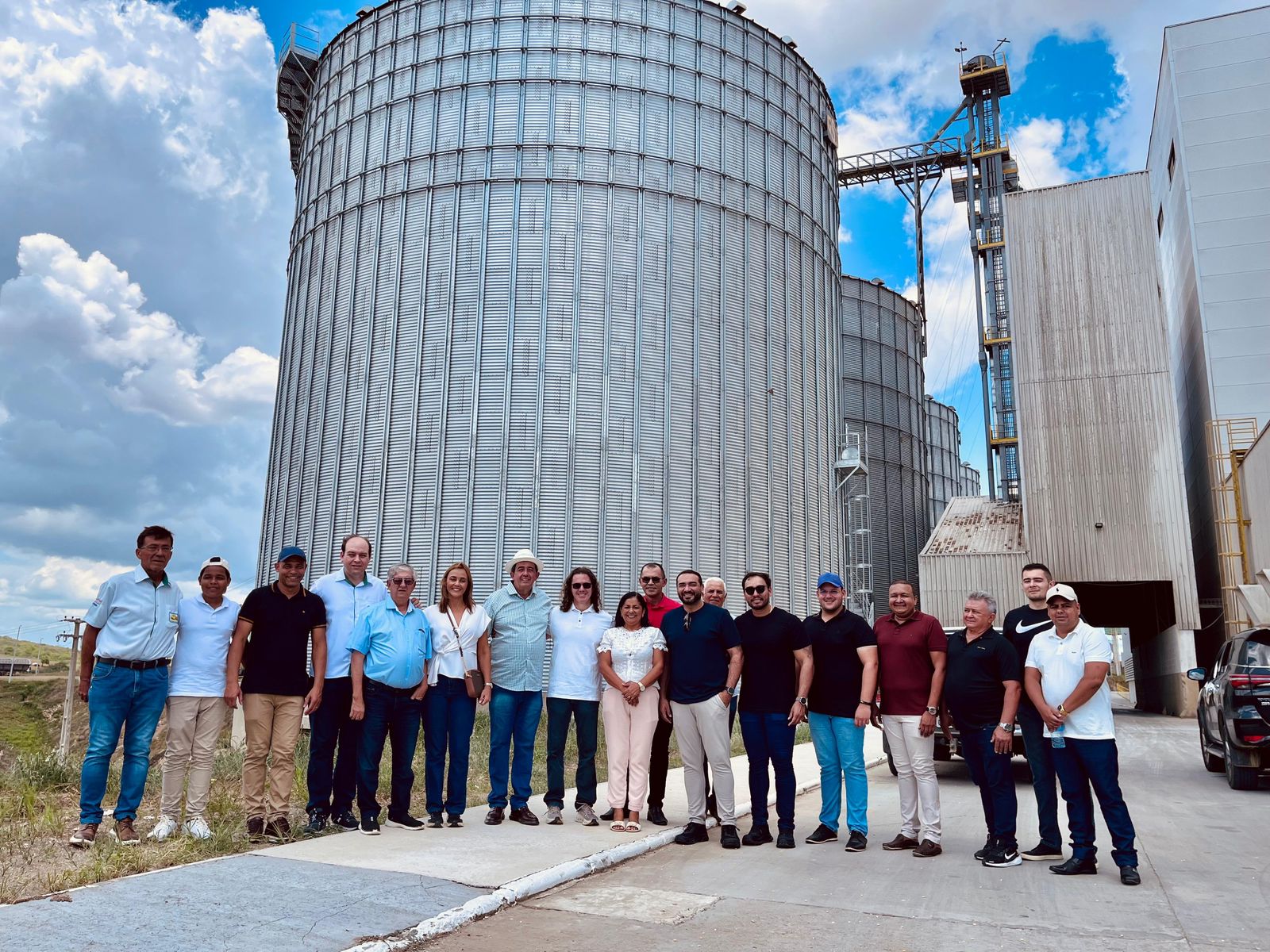 Veneziano visita obras em Itatuba, ao lado do prefeito Josmar: “a cidade nunca teve um senador tão atuante”