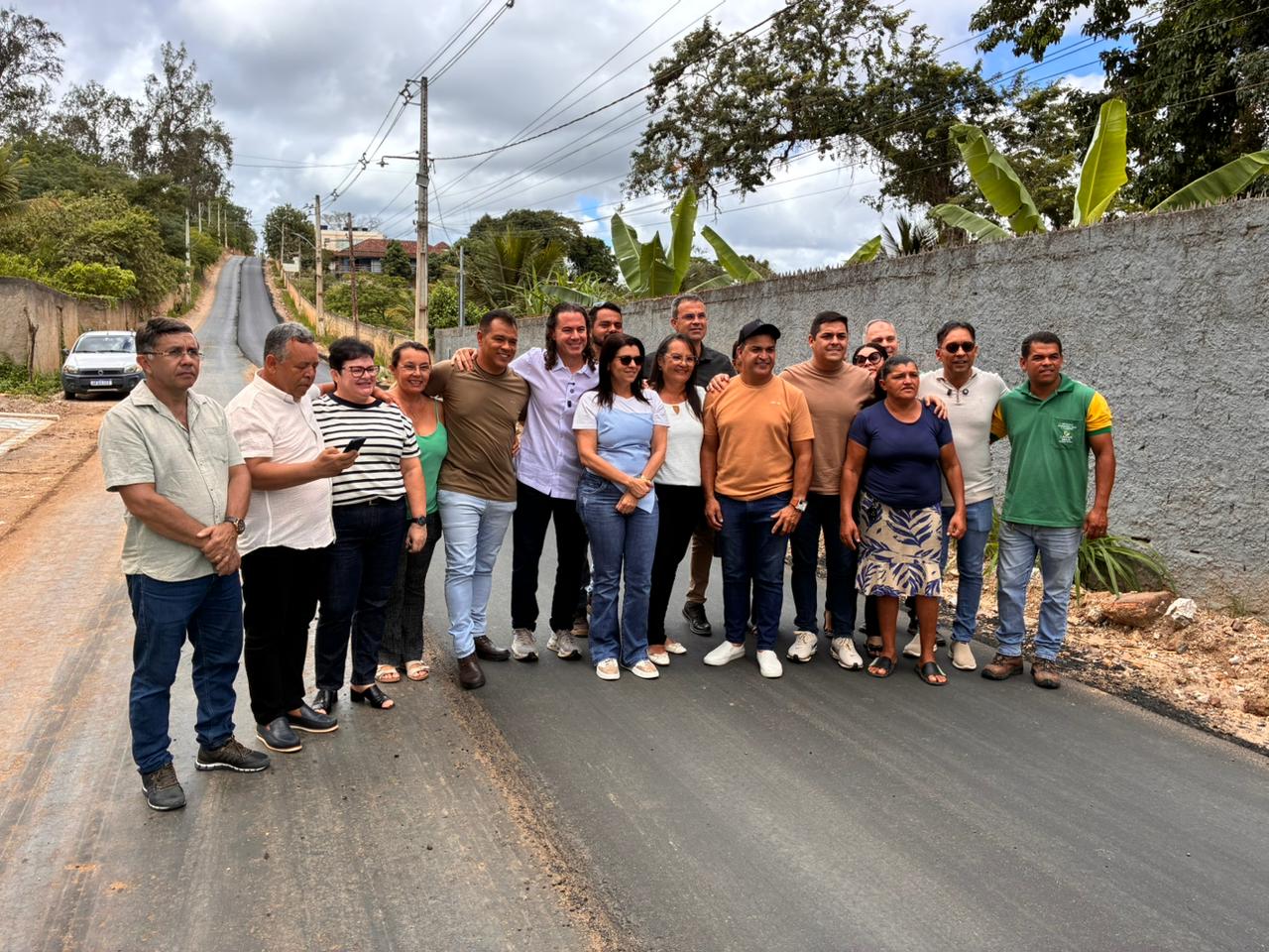 Prefeitura de Lagoa Seca investe R$ 3,6 milhões em obras de asfaltamento, com recursos de emendas de Veneziano