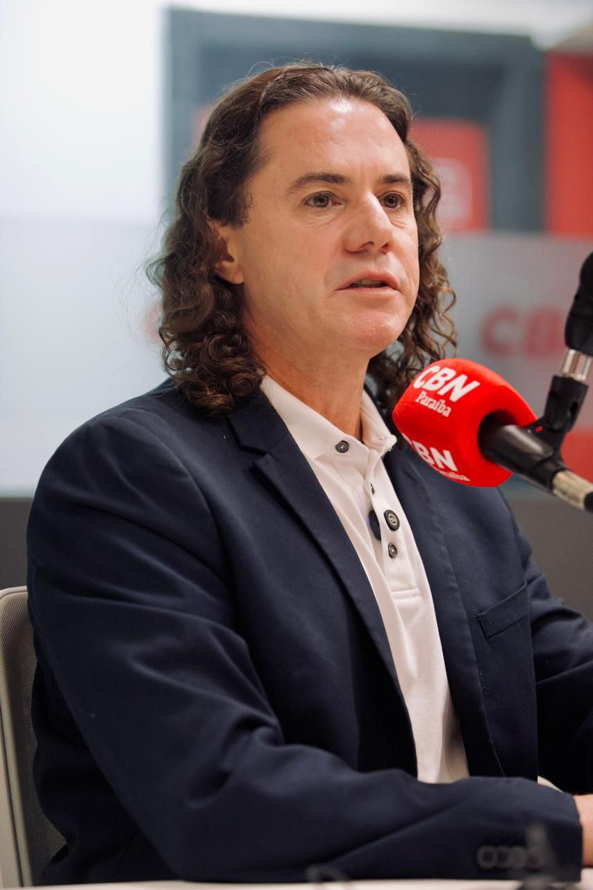 Veneziano defende fim da escala 6×1 e pede que Senado mantenha texto aprovado pela Câmara