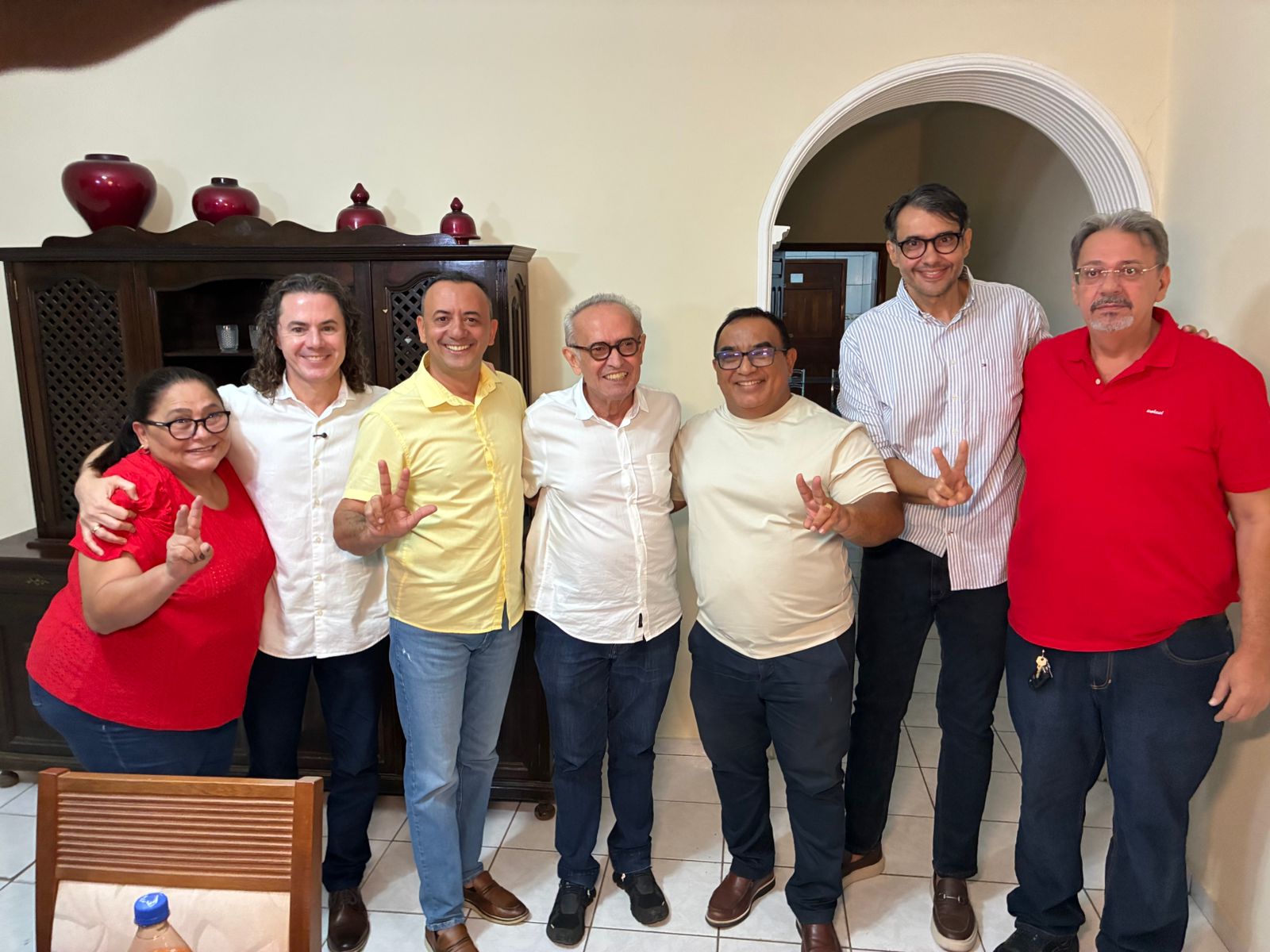 Veneziano é recebido por prefeitos e lideranças e participa de eventos em Bonito de Santa Fé, Conceição e Piancó