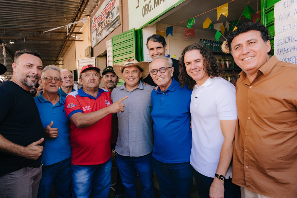 Veneziano participa de atividades em cidades do sertão, ao lado de Cícero e André Gadelha