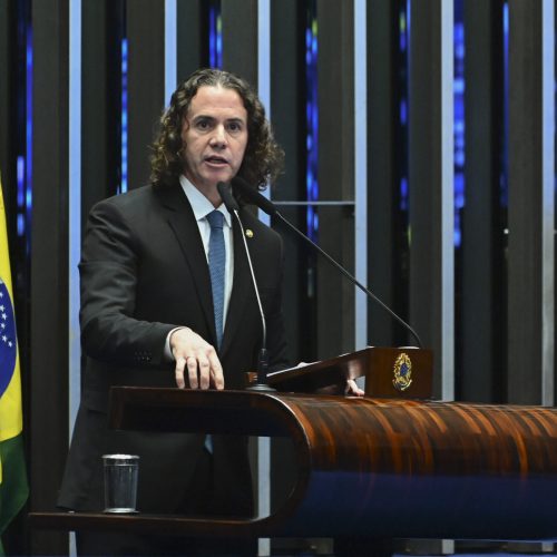 Plenário do Senado Federal durante sessão deliberativa ordinária. Período do Expediente. 

Em discurso, à tribuna, senador Veneziano Vital do Rêgo (MDB-PB).

Foto: Andressa Anholete/Agência Senado