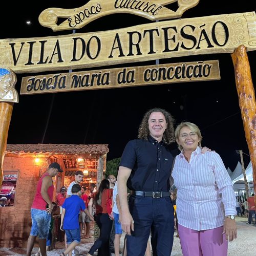 Veneziano participa da ExpoUna, em Uiraúna, e prefeita Leninha reafirma compromisso com sua reeleição