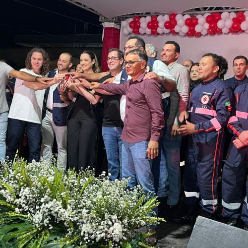 Veneziano participa de entrega de base e unidade do SAMU implantados em Santa Cecília, após articulação feita no Ministério da Saúde