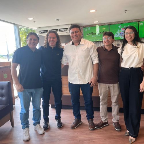 Veneziano recebe apoio à sua reeleição do vereador mais votado da história e de lideranças políticas de Itaporanga