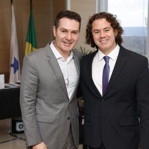 Ministro das Cidades Jader Filho comunica a Veneziano habilitação de Campina Grande para financiamento do VLT