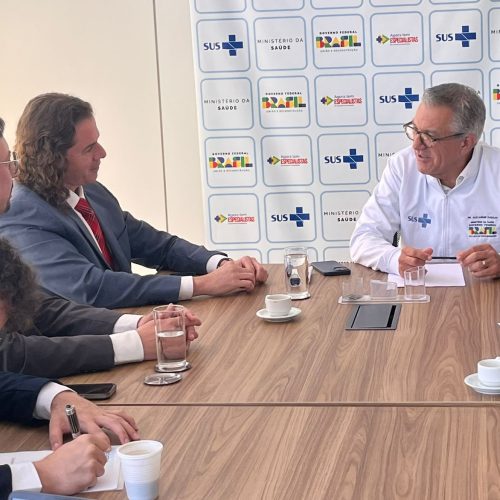 Ministro da Saúde Alexandre Padilha elogia postura de Veneziano na condução do Orçamento da Saúde para o Brasil em 2026