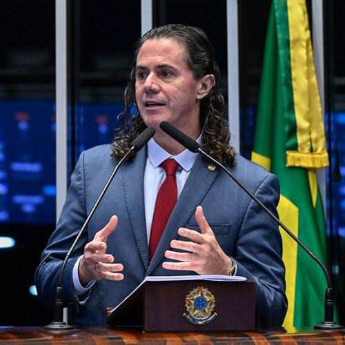 Veneziano celebra 60 anos de fundação do MDB e destaca papel do partido em todas as fases da política brasileira
