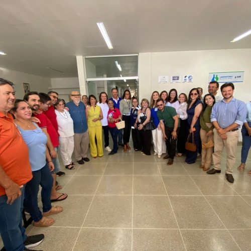 Por articulação de Veneziano, Sumé ganha carreta do programa Agora tem Especialistas para zerar fila de consultas e exames