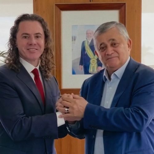 Veneziano discute com o Ministro Jose Guimarães estratégias para a rápida aprovação da escala 5×2 no Senado