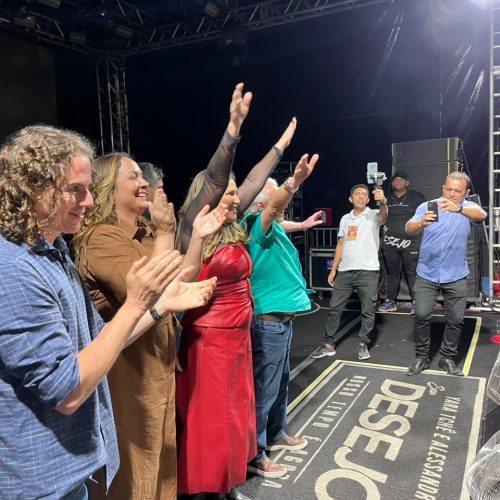 Veneziano participa do São João em Cajazeiras com a prefeita Corrinha, deputado Júnior Araújo, Zé Aldemir e grupo político, que reafirmam apoio à sua reeleição